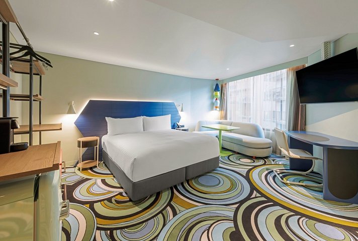 ADGE Hotel & Residences - Wohnbeispiel ADGE King Room (Zimmercodierung UG2)