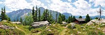 Nationalpark & Gletscherwelten - Bergpanorama mit Almhütte