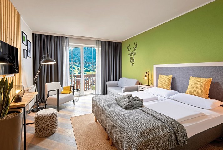 ever.grün KAPRUN - Wohnbeispiel Doppelzimmer Urban Living M (Zimmercodierung DF1)