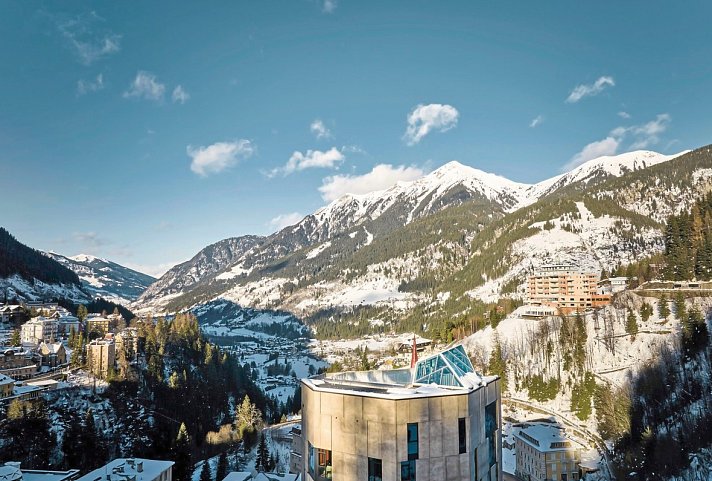 Urban Nature Bad Gastein – Badeschloss