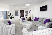 Skyview Hotel by LIVVO