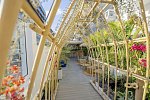 Skyview Hotel by LIVVO