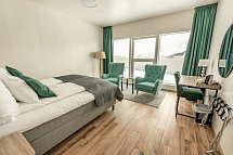 Winterabenteuer in der Arctic Panorama Lodge - Panorama Zimmer