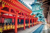 Japans Insel-Quartett (inkl. Flug) - Nara, Kasuga Taisha-Schrein