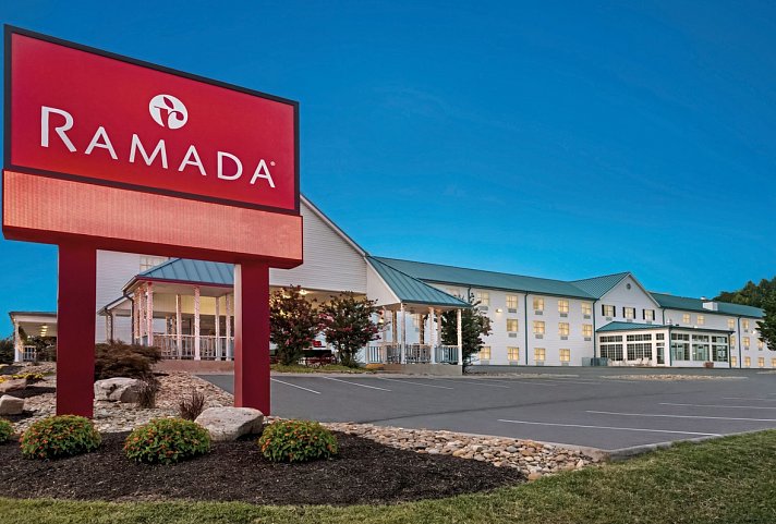 Ramada Pigeon Forge North