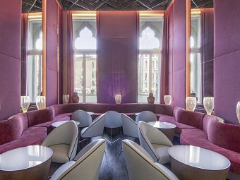 Sina Centurion Palace - Antino's Bar