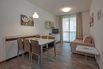 Aparthotel Holiday