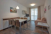 Aparthotel Holiday - Wohnbeispiel Classic Suite (Zimmercodierung AB1)