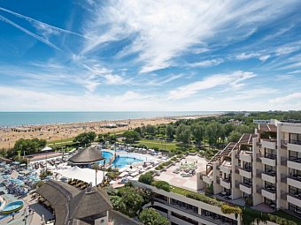 Aparthotel Holiday