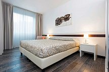 Aparthotel Holiday - Wohnbeispiel Classic Suite (Zimmercodierung AB1)
