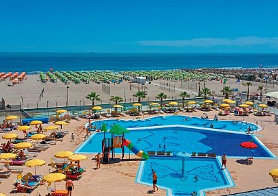 Feriendorf Rosapineta Süd Rosolina Mare