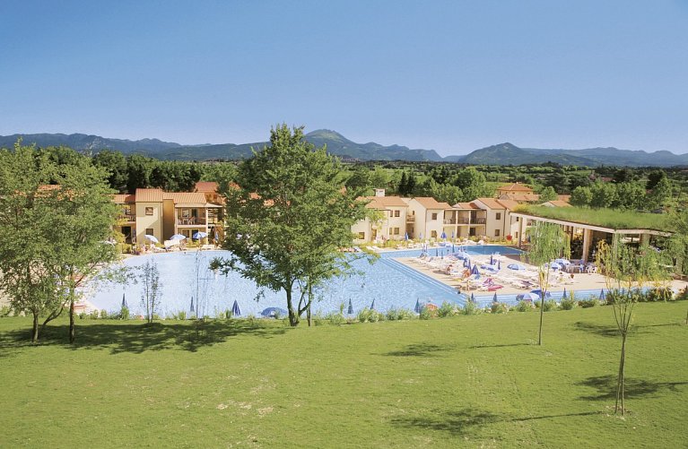 Belvedere Village
