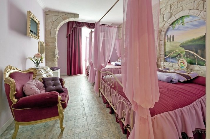 Gardaland Hotel - Wohnbeispiel Themenzimmer Princess Kingdom