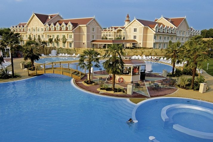 Gardaland Hotel