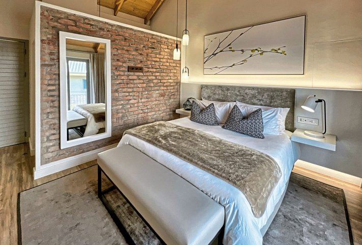 Windhoek Luxury Suites - Wohnbeispiel Loft Room (Zimmercodierung UG2)