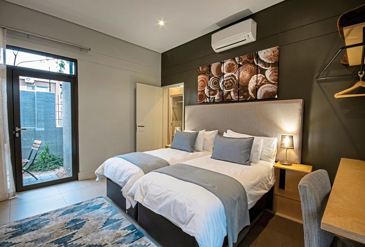 The Elegant Guesthouse