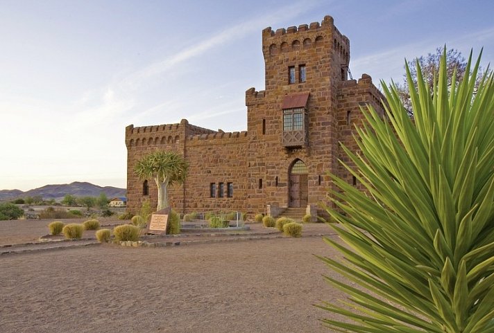 Grandiose Landschaften Südens - Schloss Duwisib