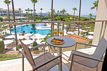 Hipotels Barrosa Palace Wellness & Spa - Balkonbsp. Doppelzimmer seitl. Meerblick (Zimmercodierungen DBN & DPN)