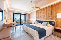 Hipotels Barrosa Palace Wellness & Spa - Wohnbeispiel Doppelzimmer Meerblick (Zimmercodierung DBM)