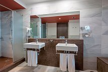 Hipotels Gran Conil - Badbeispiel Juniorsuite Meerblick (Zimmercodierung JBM)