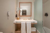 DAIA Slow Beach Hotel Conil - Badbeispiel Doppelzimmer (Zimmercodierung DB1)