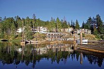 Mächtige Rockies & Charmante Küste - Painted Boat Resort