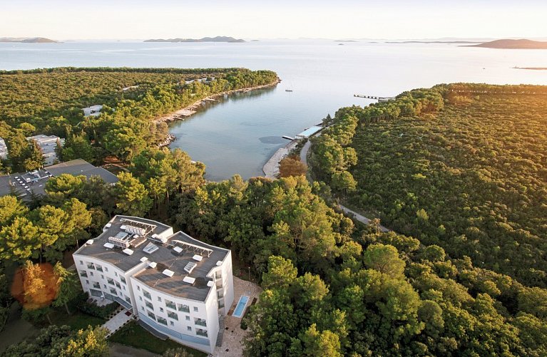 Crvena Luka Resort