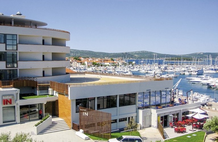 Hotel In