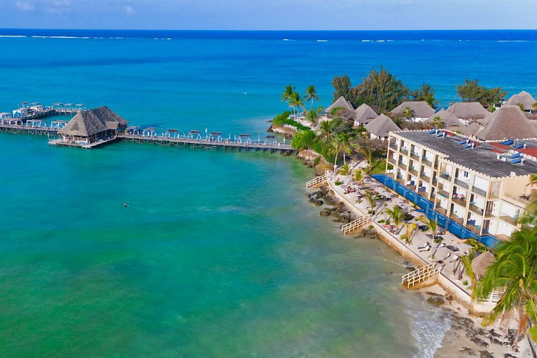 Reef & Beach Resort