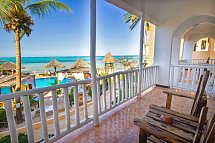Reef & Beach Resort