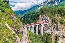 Via Albula & Bernina: Alpenwandern mit Zugerlebnis - Landwasserviadukt