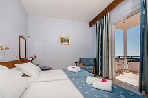 Astir Beach - Wohnbeispiel Doppelzimmer seitl. Meerblick (Zimmercodierung D1N)