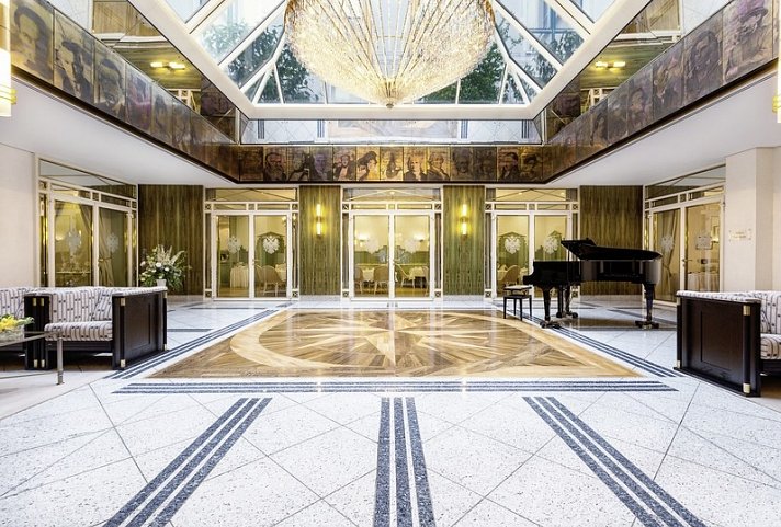 Best Western Premier Grand Hotel Russischer Hof