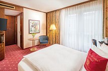 Best Western Premier Grand Hotel Russischer Hof - Wohnbeispiel Doppelzimmer Komfort (Zimmercodierung DF1)