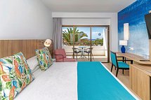 Hotel Costa Calero Thalasso & Spa - Wohnbeispiel Familienzimmer mit Verbindungstür (Zimmercodierung FV1)