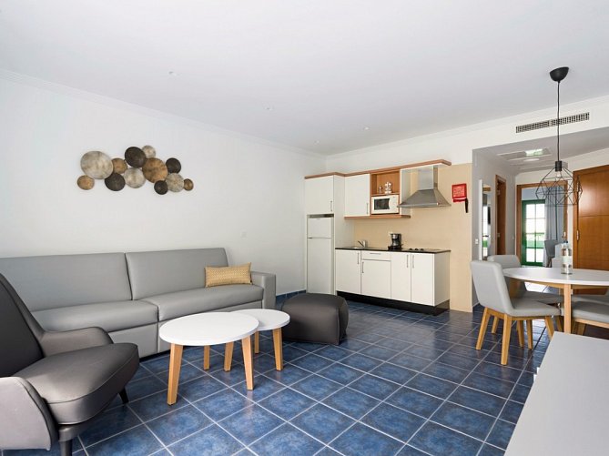 Mirador Papagayo by LIVVO - Wohnbeispiel Familienzimmer (Zimmercodierung FB1)