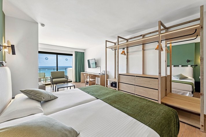 THB Lanzarote Beach - Wohnbeispiel Familienzimmer Meerblick (Zimmercodierungen FBM & F1M)