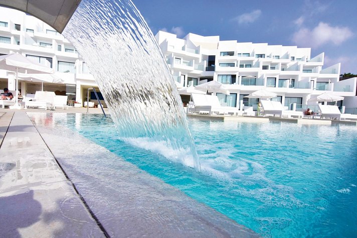 Royal Marina Suites Boutique Hotel