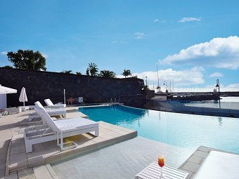 Royal Marina Suites Boutique Hotel