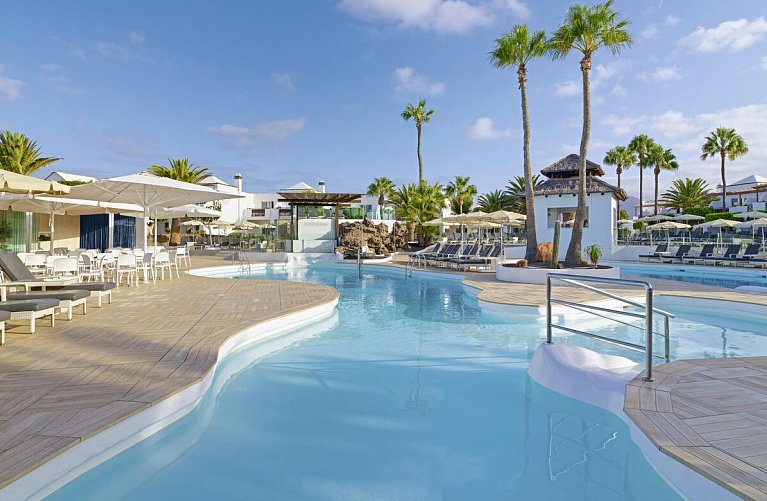 H10 White Suites Boutique