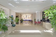 H10 White Suites Boutique - Lobby