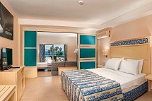 Ephesia Holiday Beach Club - Wohnbeispiel Familienzimmer Meerblick (Zimmercodierung FBM)