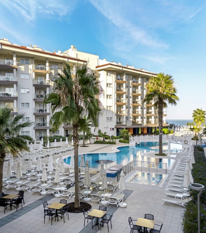 Ramada Hotel & Suites by Wyndham Kusadasi