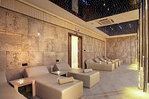 Ramada Hotel & Suites by Wyndham Kusadasi