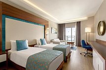 Ramada Hotel & Suites by Wyndham Kusadasi - Wohnbeispiel Doppelzimmer Superior Meerblick (Zimmercodierungen DSM & DCM)