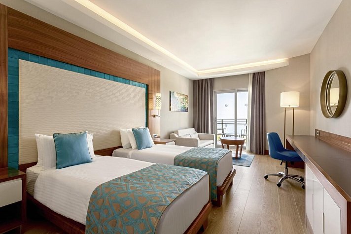 Ramada Hotel & Suites by Wyndham Kusadasi
