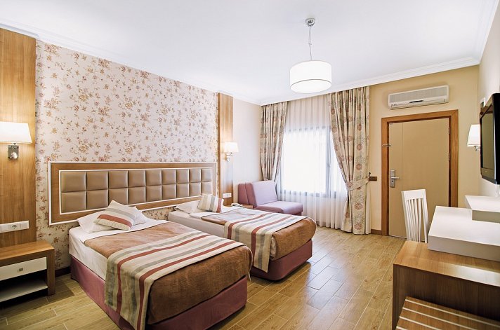 Kustur Club Holiday Village