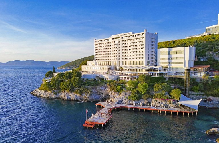 Korumar Deluxe Hotel