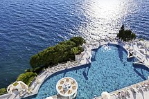 Korumar Deluxe Hotel