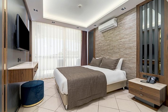 Batihan Beach Resort
